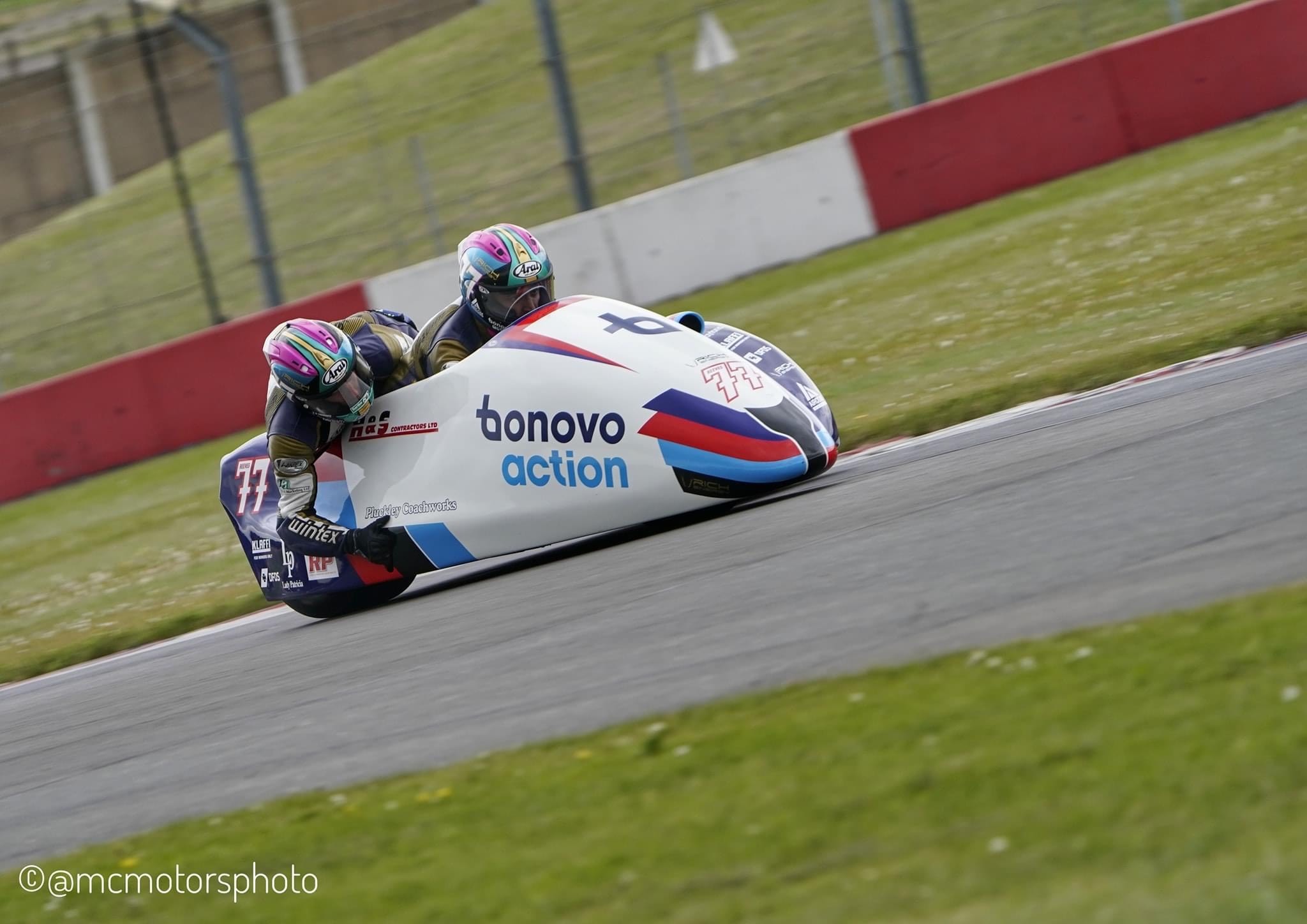 Donington Park — photo 2