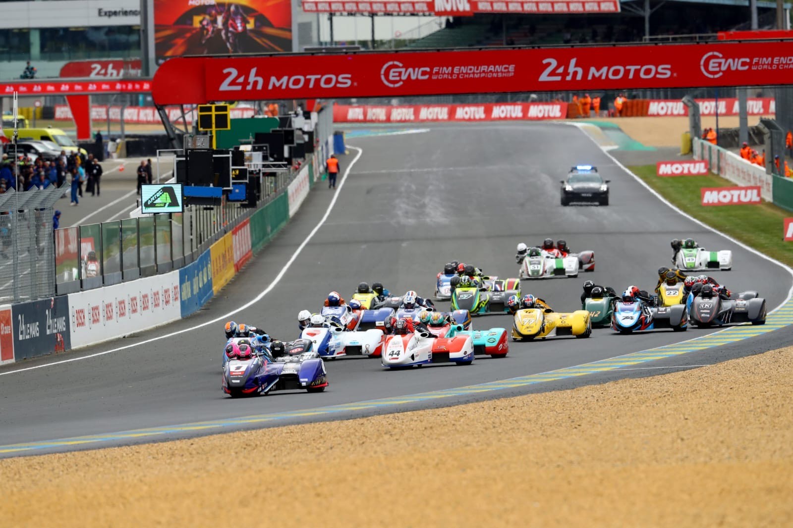 Le Mans (SuperSide) — photo 11